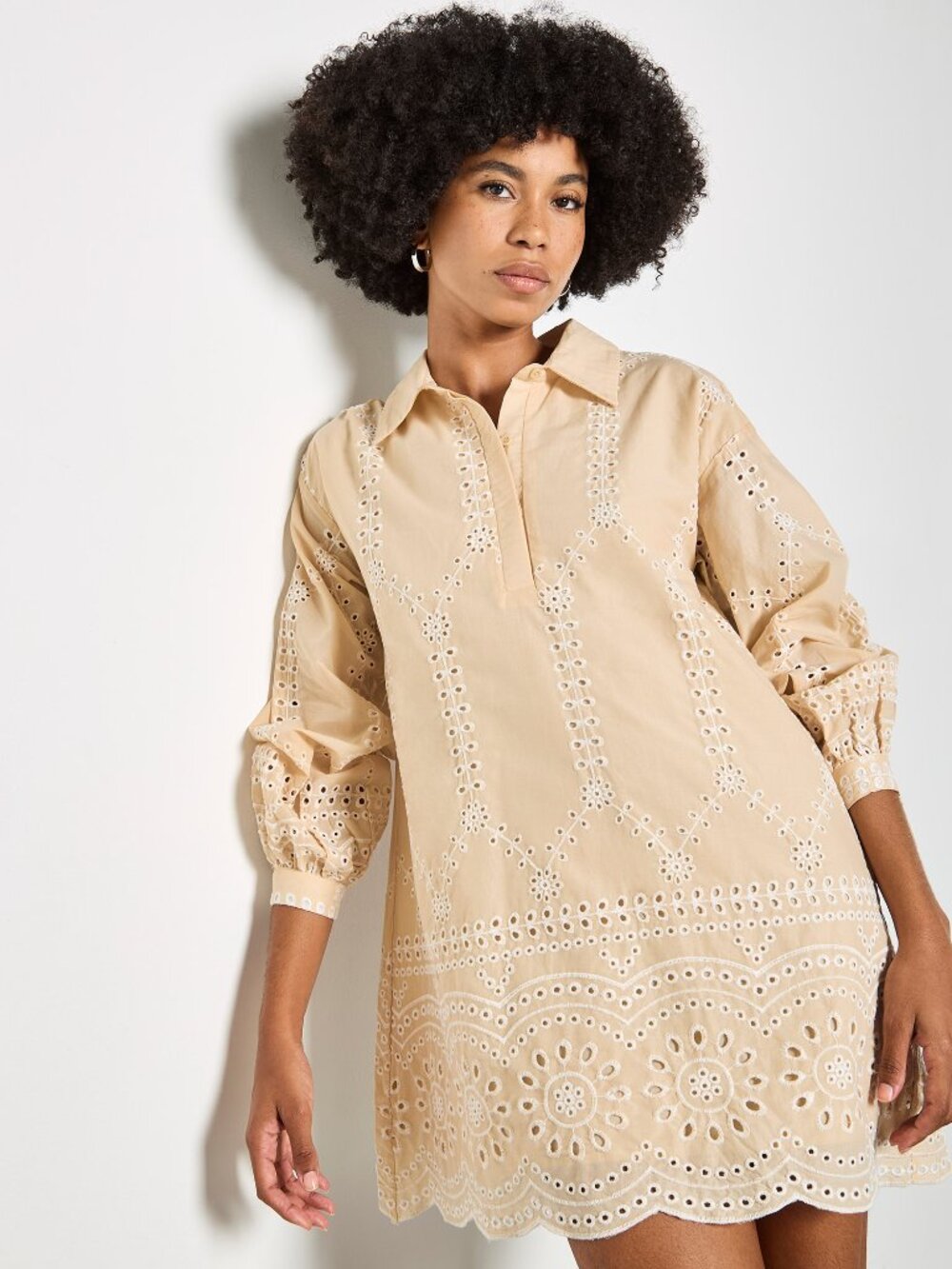 Eyelet Contrast Shirt Dress / Tunic